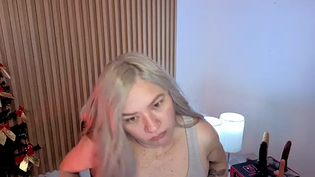 MarianL0ve online show from January 6, 10:08 am