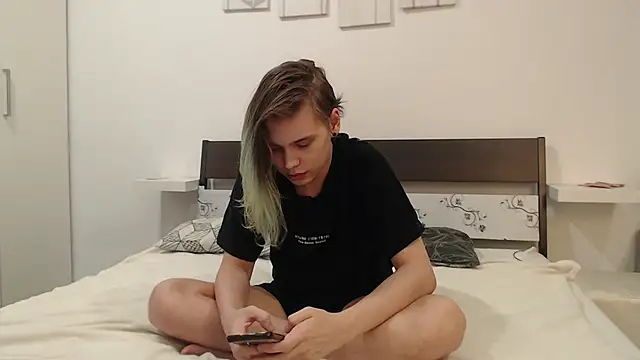 Snapshot of BlakeGumball chatting on March 15, 11:39 pm BlakeGumball online show from March 15, 11:39 pm