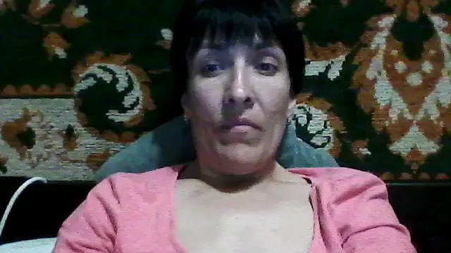 SunnyAmorre online show from May 6, 8:02 pm