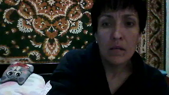SunnyAmorre online show from April 21, 8:15 pm