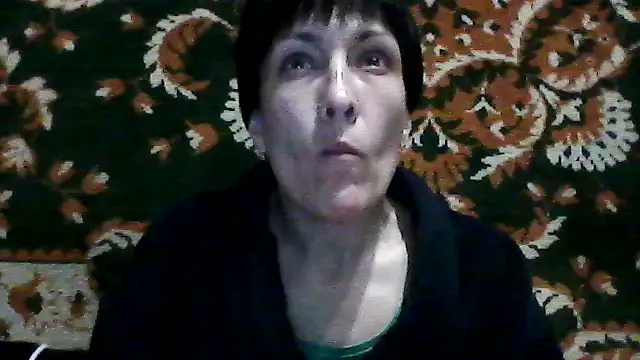 SunnyAmorre online show from April 13, 8:35 pm