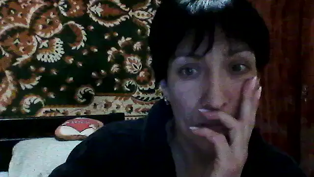 SunnyAmorre online show from April 6, 8:21 pm