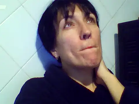 SunnyAmorre online show from October 20, 9:04 pm