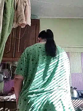 Rini333 online show from September 28, 10:00 am