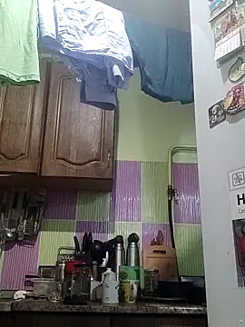 Rini333 online show from March 1, 9:15 pm