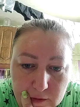 Rini333 online show from May 2, 9:36 am