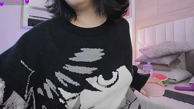io chie  online show from May 30, 3:57 am
