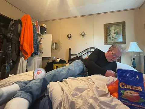 jck1m0t online show from February 21, 6:32 pm