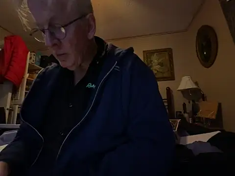 Snapshot of jck1m0t chatting on December 4, 3:05 am jck1m0t online show from December 4, 3:05 am