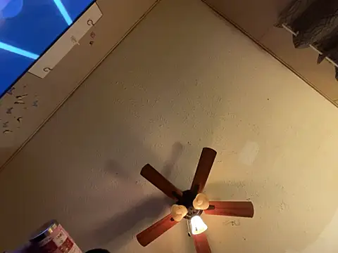 jck1m0t online show from March 3, 4:08 am