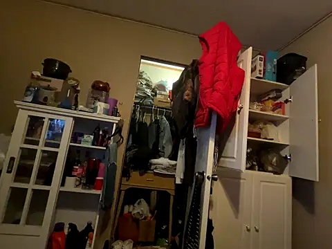 Snapshot of jck1m0t chatting on December 3, 12:44 am jck1m0t online show from December 3, 12:44 am