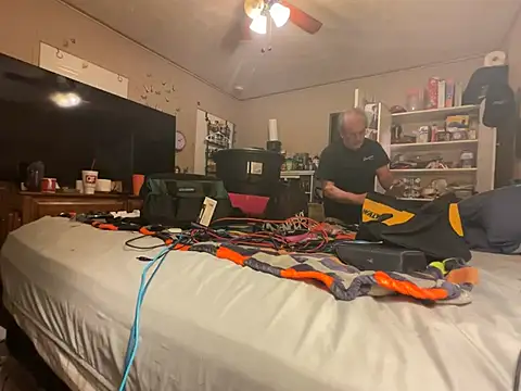 jck1m0t online show from April 13, 7:12 am