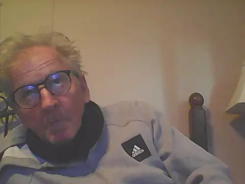 Snapshot of jck1m0t chatting on November 8, 7:39 pm jck1m0t online show from November 8, 7:39 pm