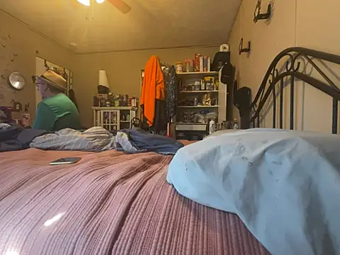 jck1m0t online show from March 22, 5:14 pm