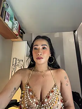 AsianMilfSheryl online show from June 24, 7:40 am