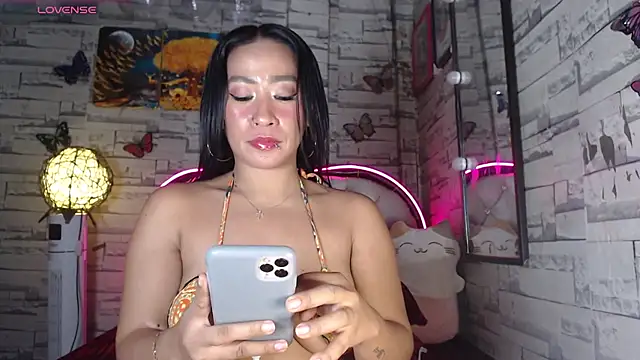 Snapshot of AsianMilfSheryl chatting on March 5, 8:54 am AsianMilfSheryl online show from March 5, 8:54 am
