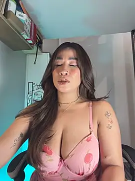 AsianMilfSheryl online show from March 3, 8:32 am