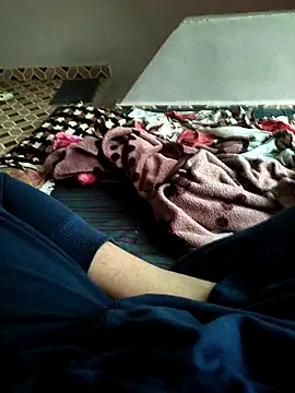 Snapshot of deshimund chatting on October 27, 1:50 am deshimund online show from October 27, 1:50 am