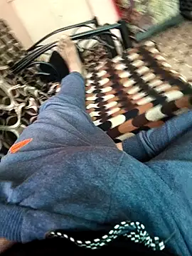 Snapshot of deshimund chatting on November 13, 1:42 am deshimund online show from November 13, 1:42 am