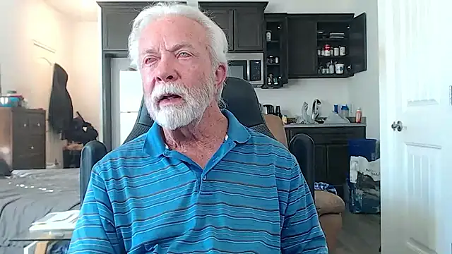 rockpoint69 online show from November 15, 9:52 pm