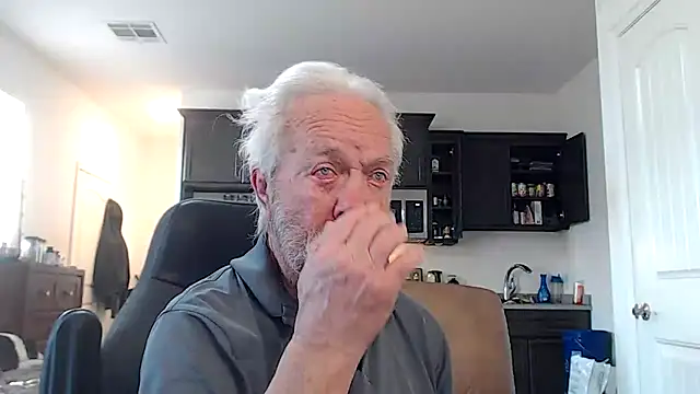 rockpoint69 online show from December 3, 2:16 pm