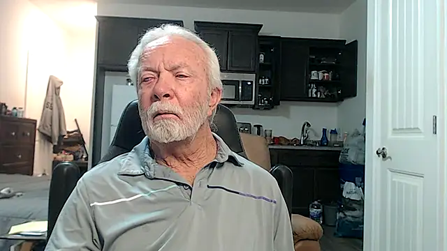 rockpoint69 online show from October 15, 8:33 am