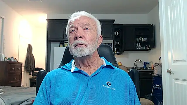 rockpoint69 online show from February 8, 9:07 am