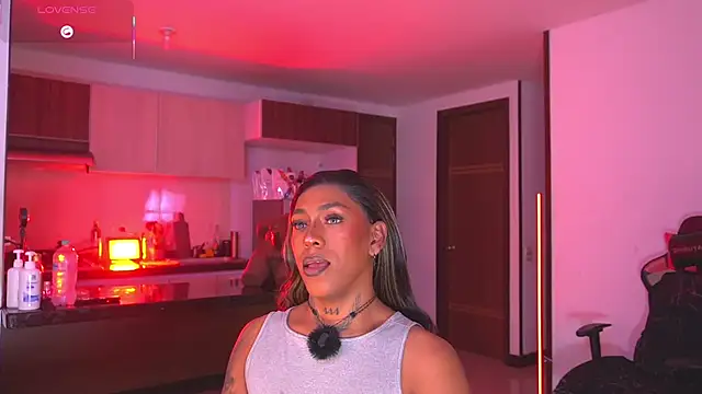 AmberRaus online show from September 9, 6:23 am