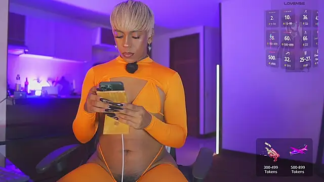 AmberRaus online show from November 27, 4:24 am