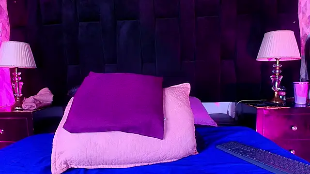 shelsyloreds online show from October 1, 11:58 am