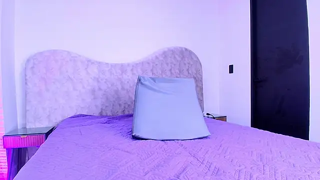 shelsyloreds online show from November 20, 11:55 am