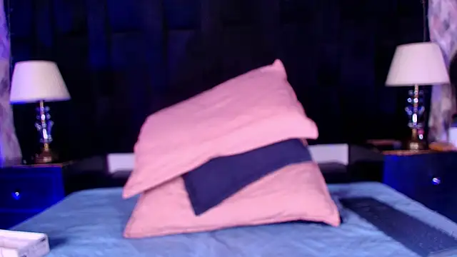 shelsyloreds online show from November 5, 11:57 am