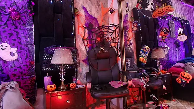 shelsyloreds online show from October 8, 11:45 am