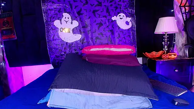 shelsyloreds online show from October 15, 12:02 pm