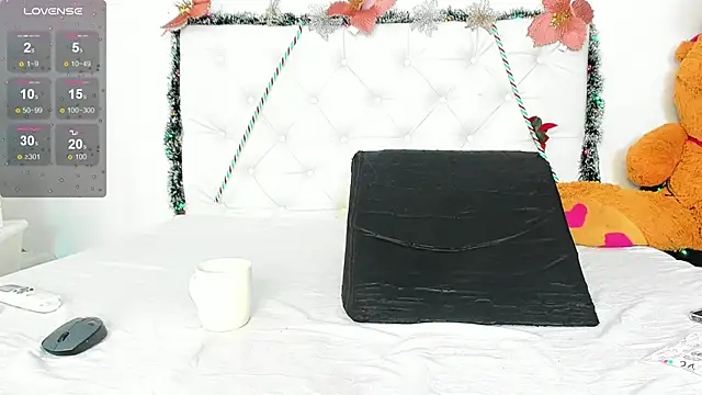 Sharon smiith online show from December 24, 9:39 am