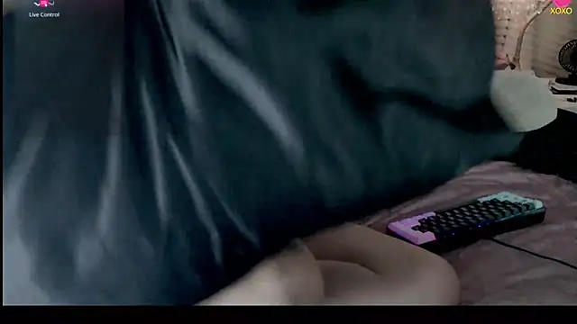 Sweetiegirl00 online show from April 17, 6:55 pm