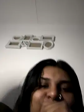 Snapshot of layla_amin chatting on September 10, 10:42 pm layla amin online show from September 10, 10:42 pm