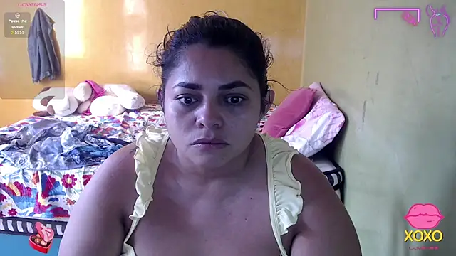 Snapshot of yulieth_bbw chatting on November 1, 12:10 pm yulieth bbw online show from November 1, 12:10 pm