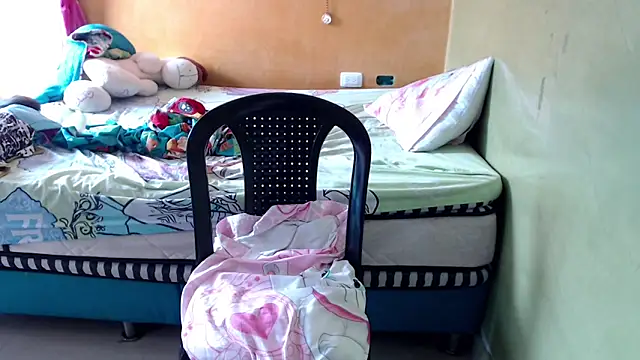 Snapshot of yulieth_bbw chatting on February 4, 7:09 pm yulieth bbw online show from February 4, 7:09 pm