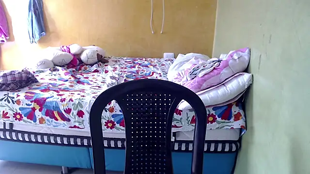 Snapshot of yulieth_bbw chatting on November 29, 1:22 pm yulieth bbw online show from November 29, 1:22 pm