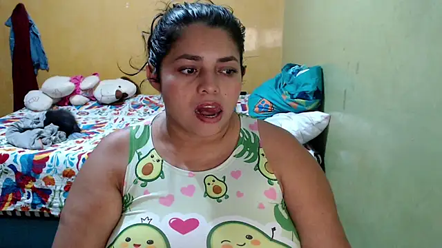 yulieth bbw online show from September 15, 12:33 am