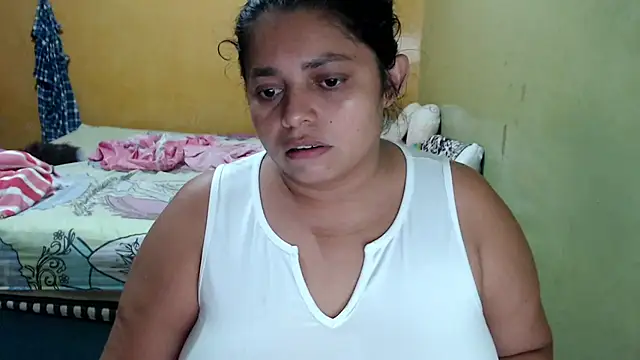 Snapshot of yulieth_bbw chatting on July 13, 5:51 am yulieth bbw online show from July 13, 5:51 am