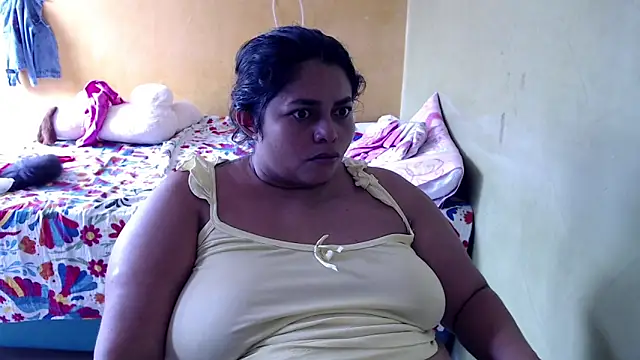 Snapshot of yulieth_bbw chatting on October 20, 6:41 pm yulieth bbw online show from October 20, 6:41 pm