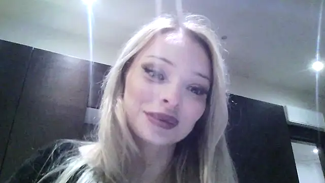 HannaXLove online show from November 7, 2:32 pm