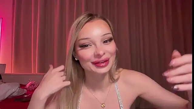 HannaXLove online show from November 17, 4:22 pm