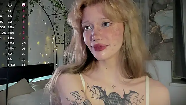 Snapshot of boobsybootie chatting on June 7, 9:20 pm boobsybootie online show from June 7, 9:20 pm