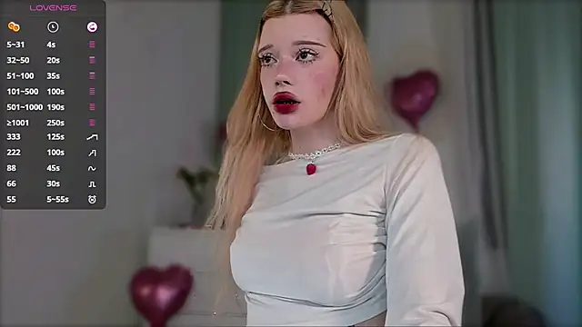 Snapshot of boobsybootie chatting on February 13, 9:04 pm boobsybootie online show from February 13, 9:04 pm