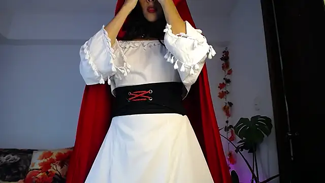 Snapshot of maggie_kay chatting on October 31, 3:30 pm maggie kay online show from October 31, 3:30 pm