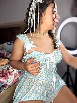 Shara dreams online show from October 25, 11:05 pm