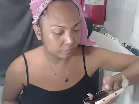 Snapshot of AsianNastyHOTCUM chatting on June 27, 12:22 pm AsianNastyHOTCUM online show from June 27, 12:22 pm